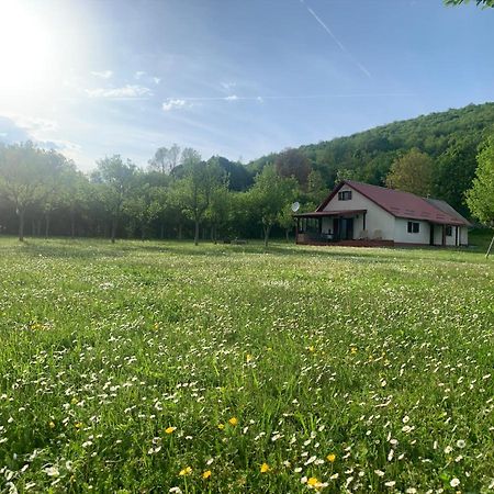 La Prairie Villa Кореница Екстериор снимка